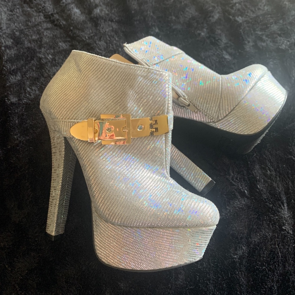 Silver hologram platform ankle boots